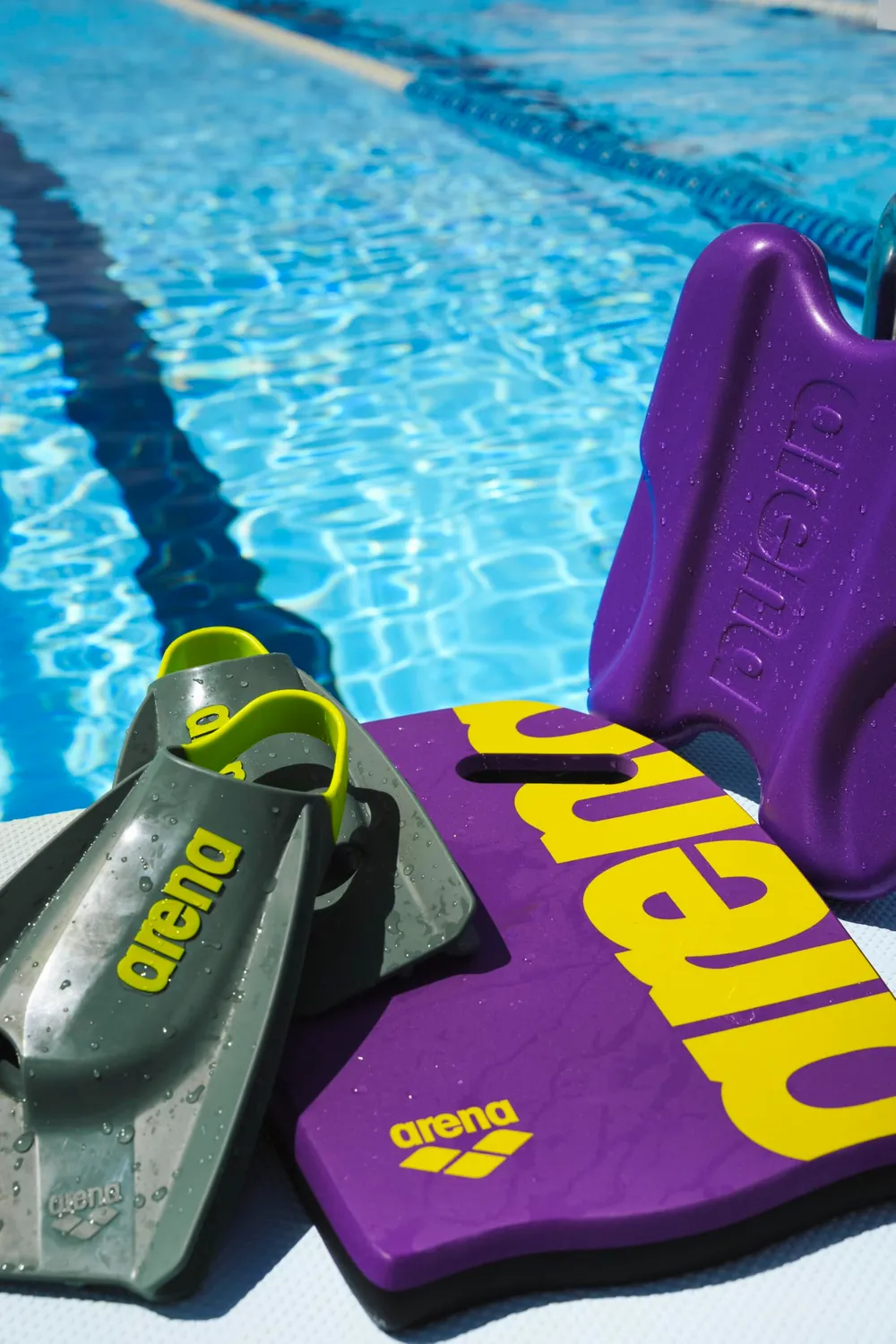 Arena Kickboard Tavoletta Nuoto Black-White Galleggiante EVA