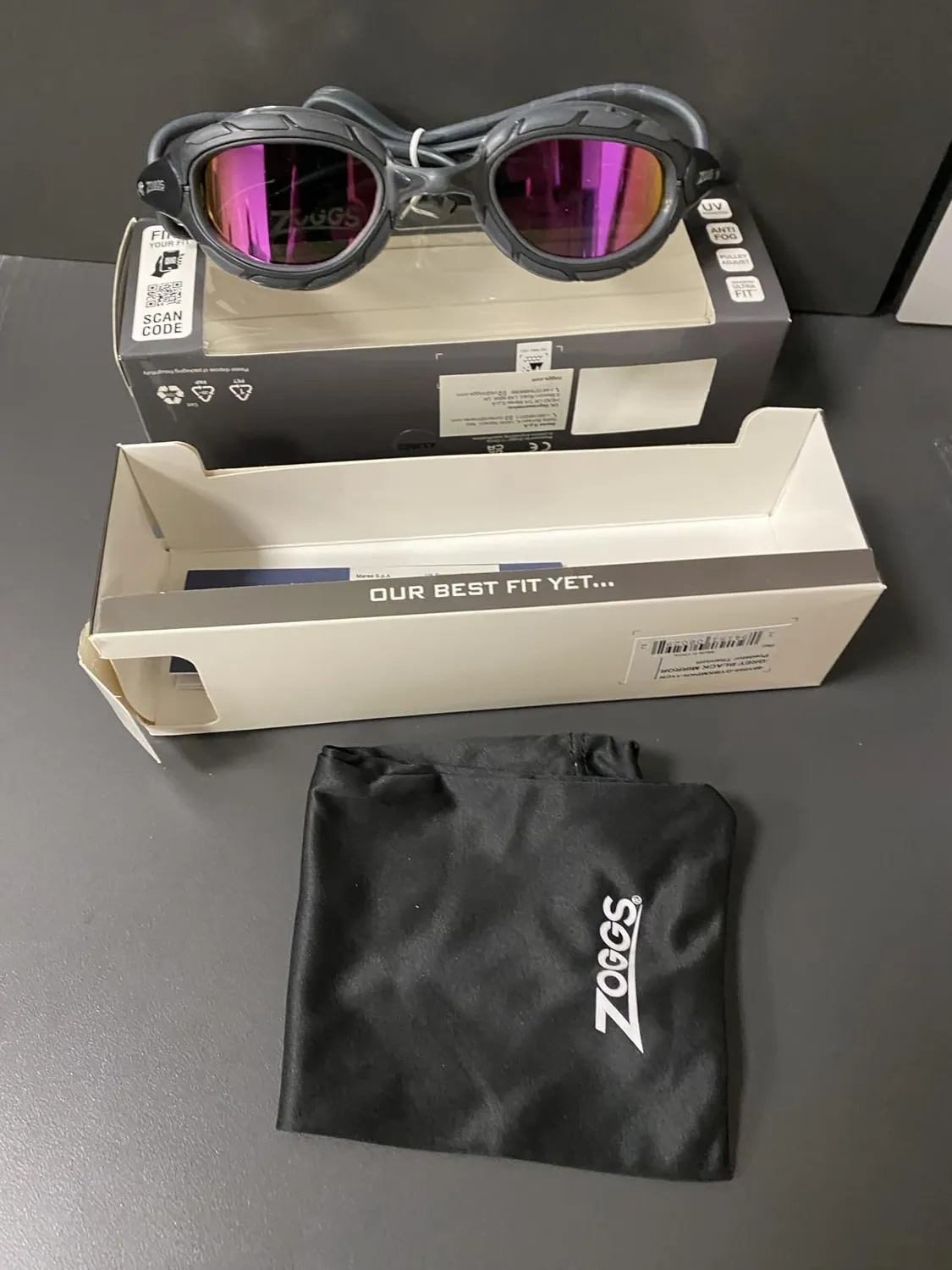 Zoggs Predator Flex occhialini nuoto adulti antiappannamento