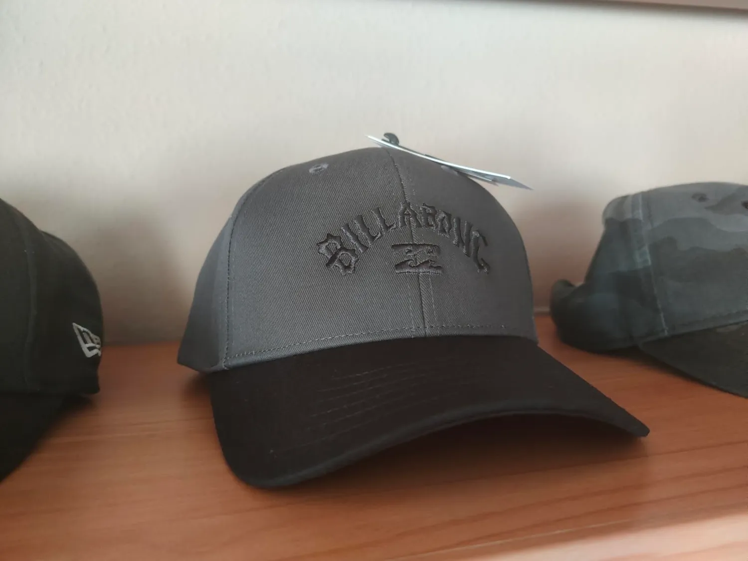Billabong Arch berretto uomo Char caldo invernale