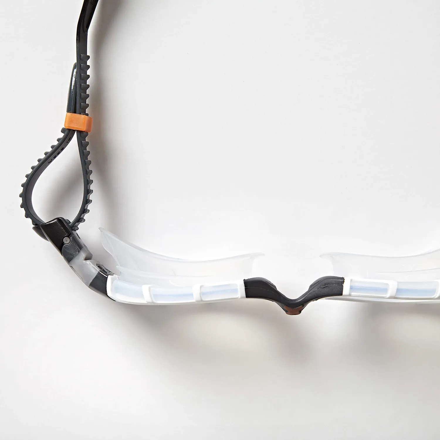 Zoggs Predator Flex occhialini nuoto nero grigio lenti fumé