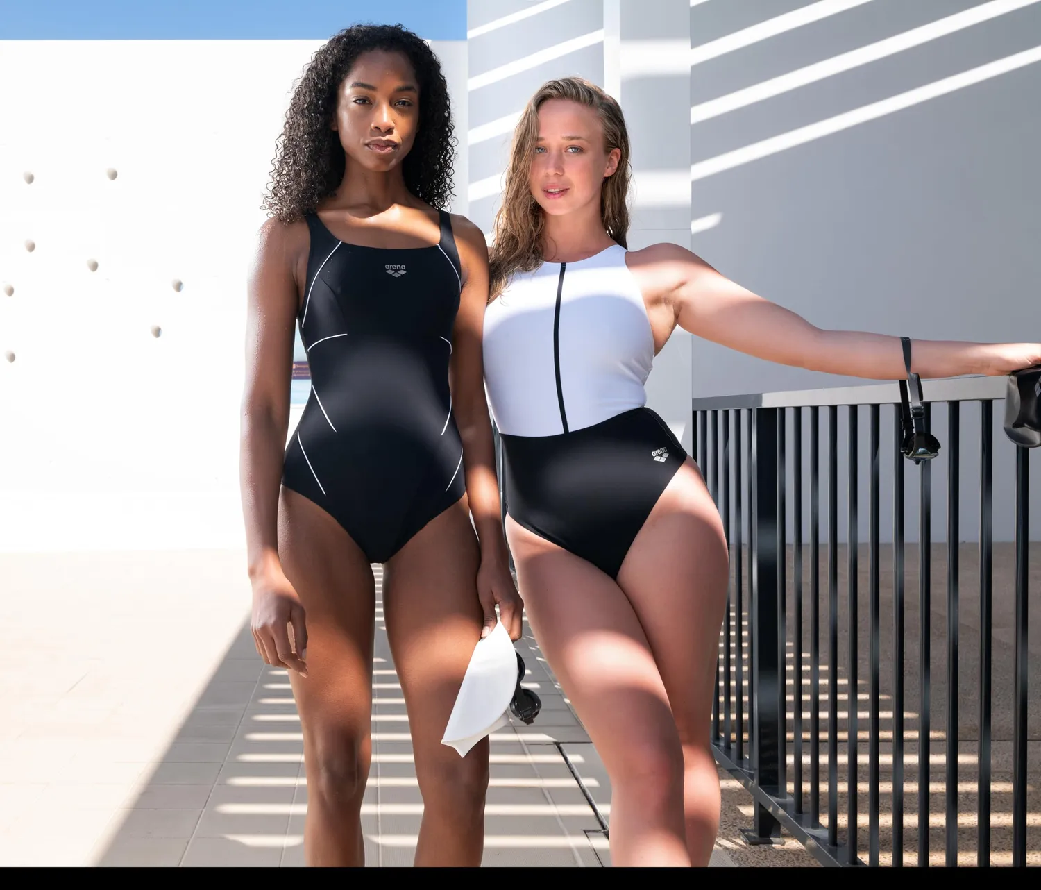 Arena Bodylift Jewel Plus intero donna coppa B contenitivo
