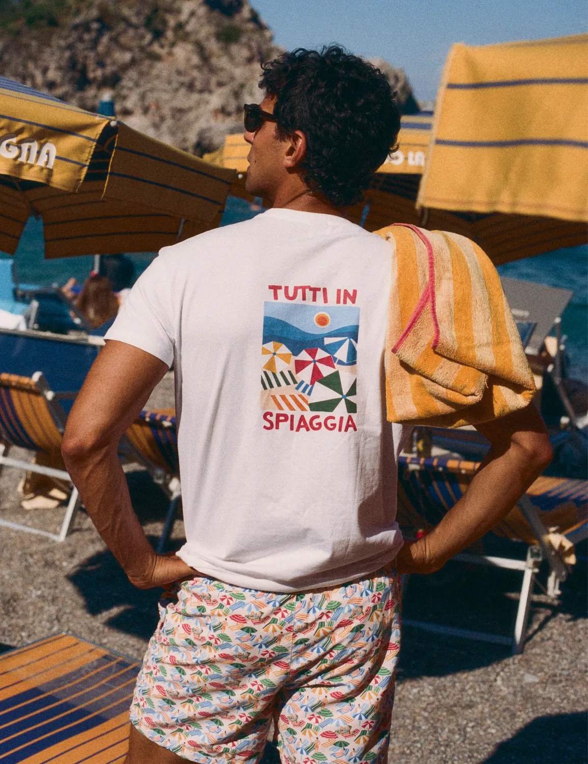 Ripa Ripa Tutti in Spiaggia t-shirt uomo grafica