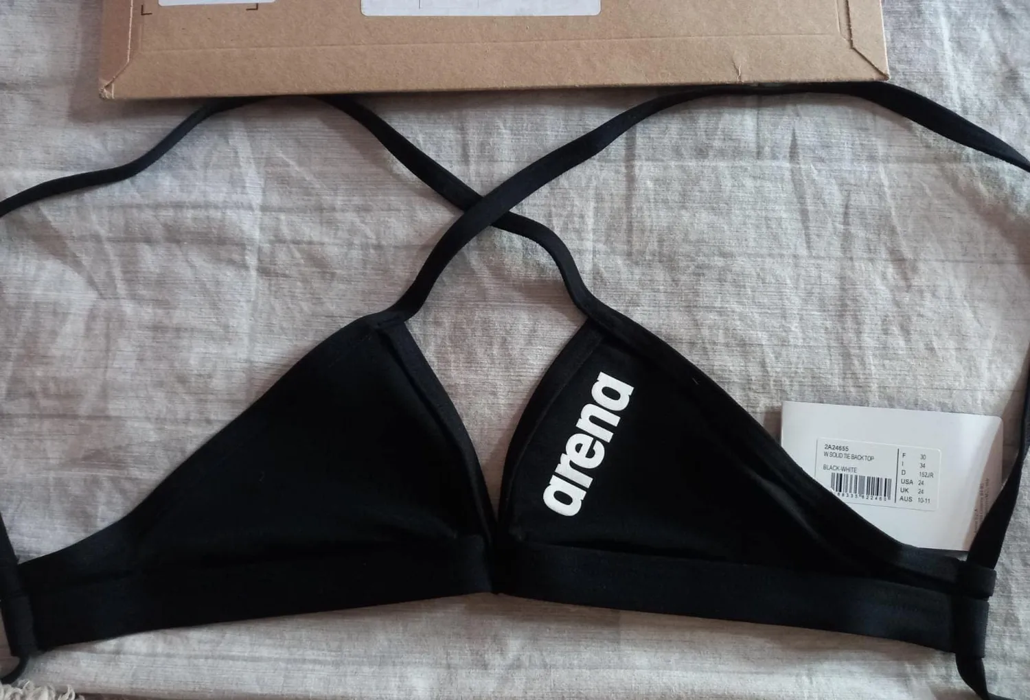 Arena Performance Team Solid Top bikini donna UPF 50+