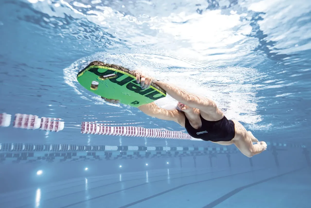 Arena Kick Board tavoletta nuoto adulti silver EVA