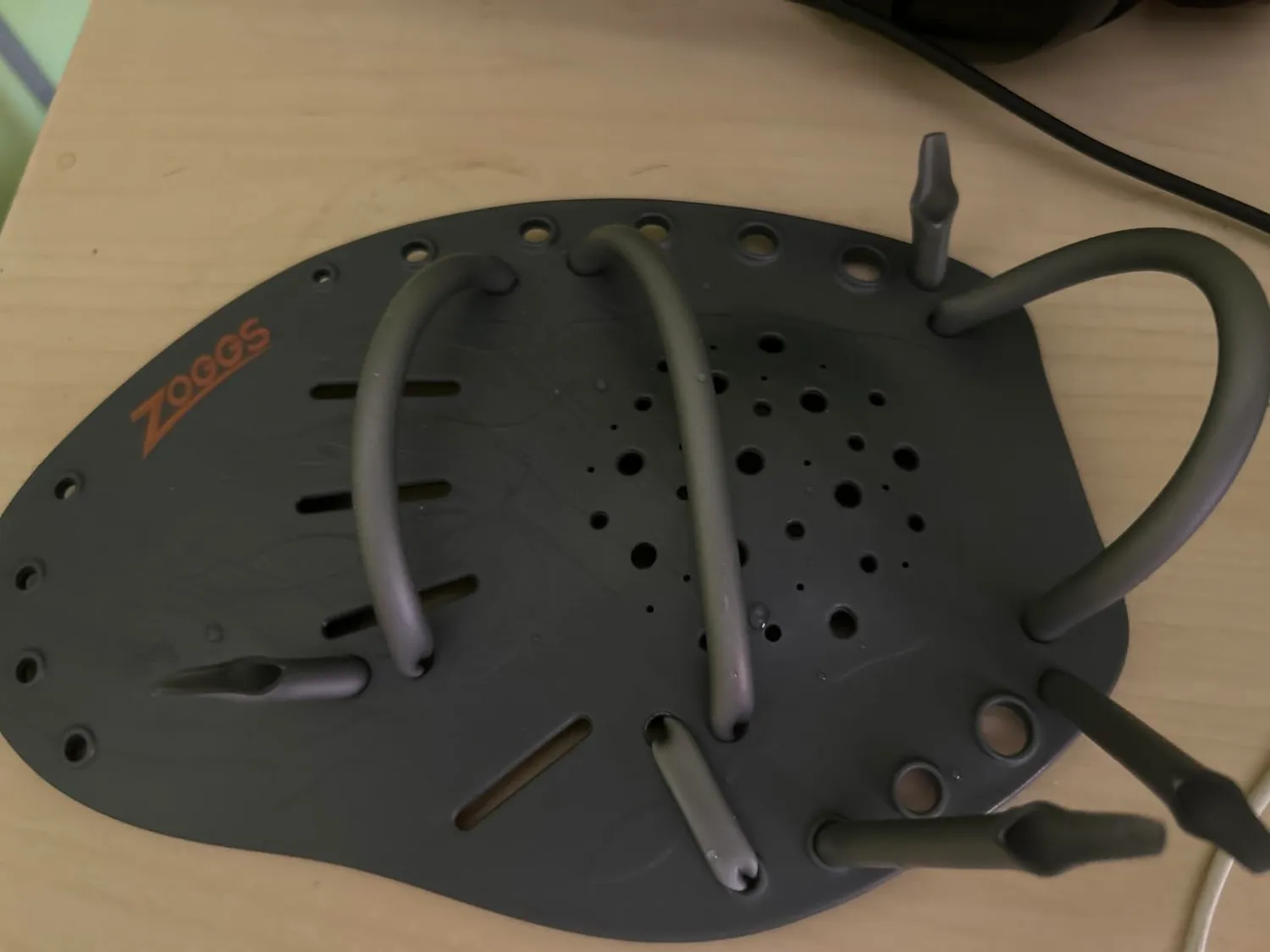 Zoggs Matrix Hand Paddles Palette Nuoto Ergonomiche