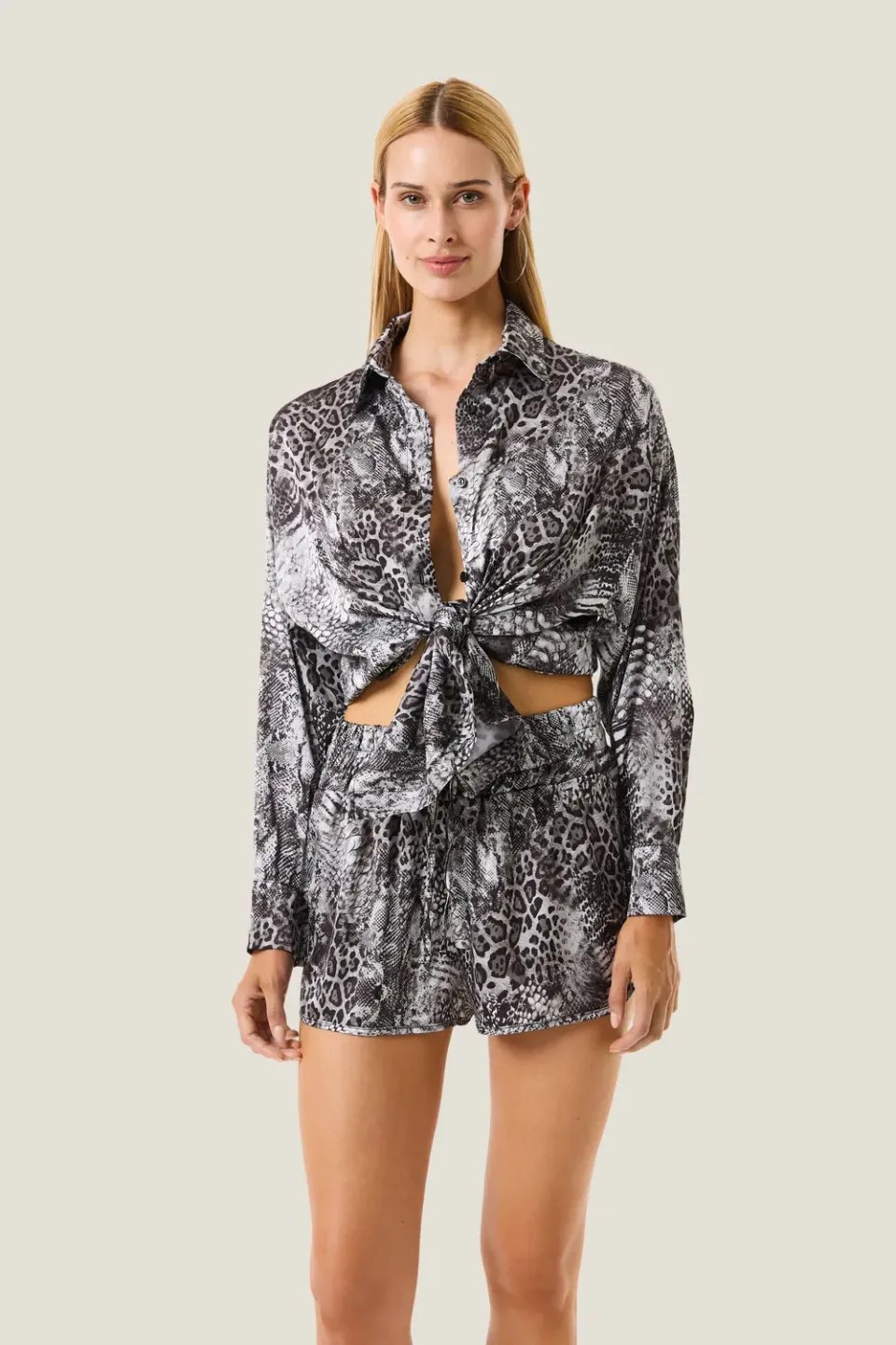4 Giveness Resort camicia animalier con nodo SM