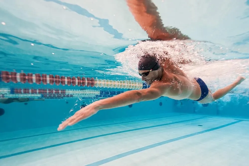 arena Solid Team boxer piscina uomo cloro UPF50+