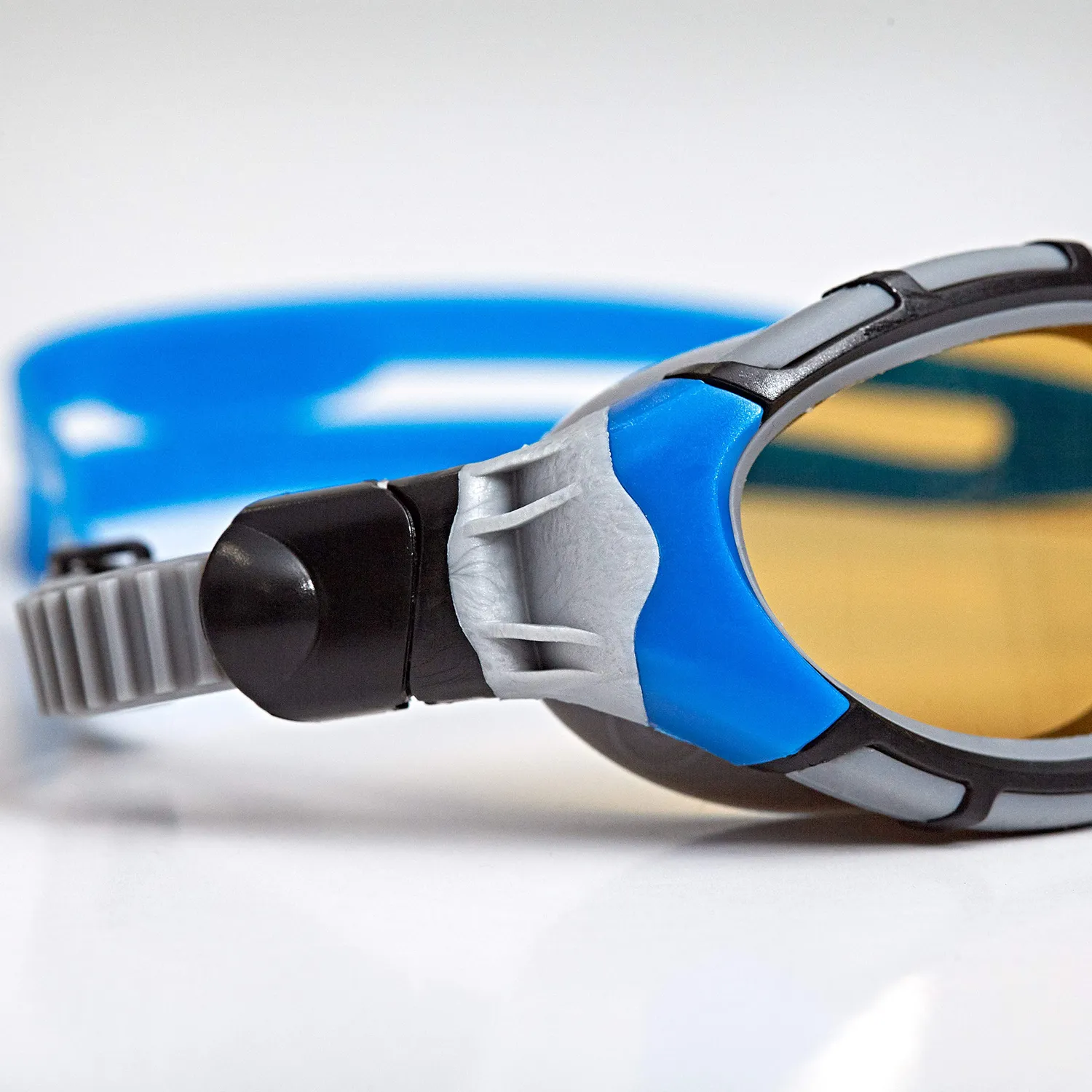 Zoggs Predator Flex occhialini nuoto specchiati