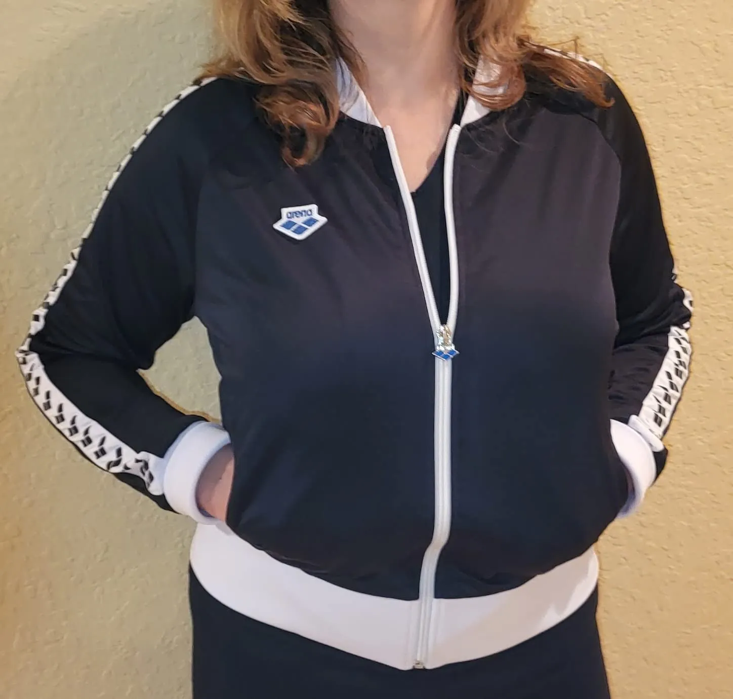Arena Icons Relax Team giacca donna con zip tasche laterali