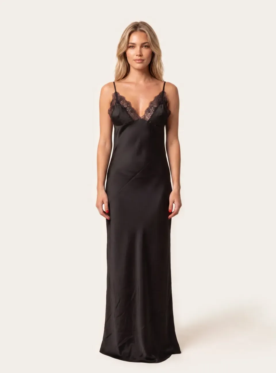 4 Giveness Lace Set abito lungo raso nero