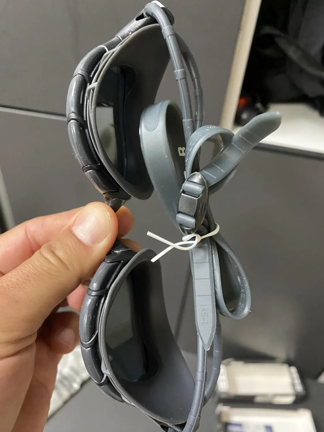 Zoggs Predator Flex occhialini nuoto adulti antiappannamento