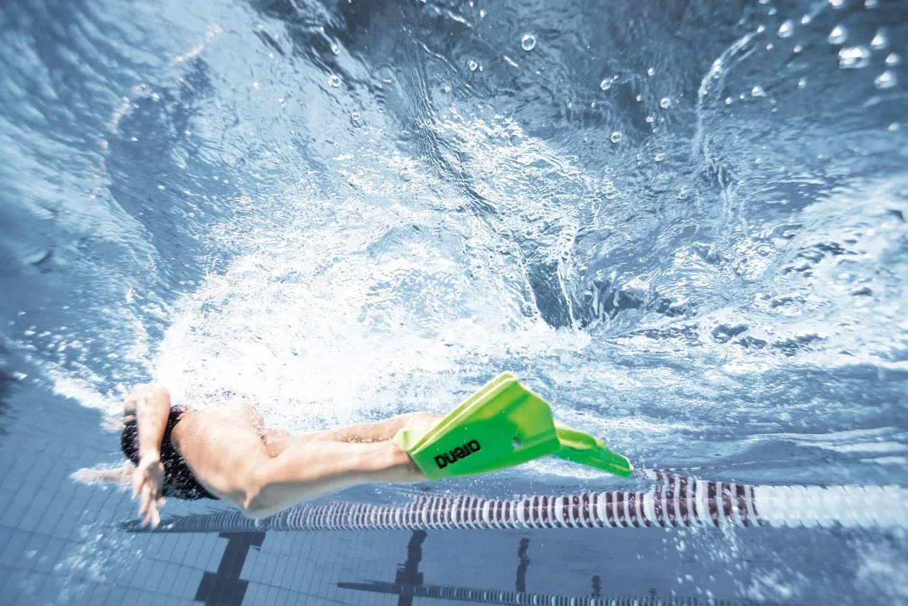 Arena Powerfin Pro pinne corte verde 46-47 silicone