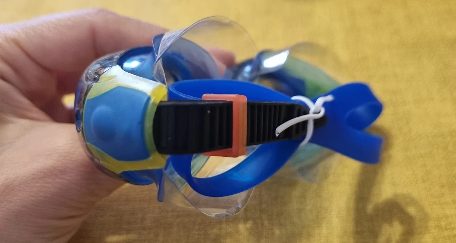 Zoggs Sea Demon Junior occhialini nuoto nero blu ologramma 6-14 anni