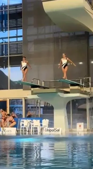 Arena Liliana U Back costume intero donna coppa B modellante