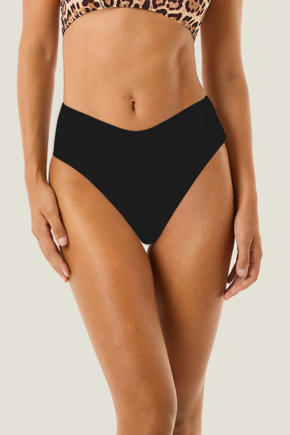4 Giveness Exchange Color slip bikini vita alta nero